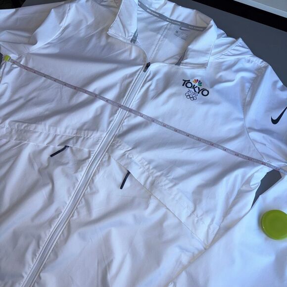 Nike Running Jacket XL White 2020 TOKYO OLYMPICS Women’s MSRP $115 - Picture 6 of 11